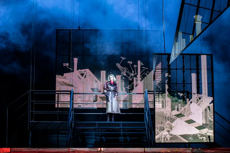 Amadeus and HOLOPHONIX Technologies Installed for the Threepenny Opera Directed by Thomas Ostermeier