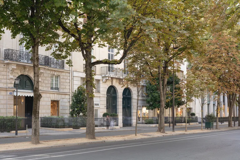 Amadeus Avenue Montaigne Paris4