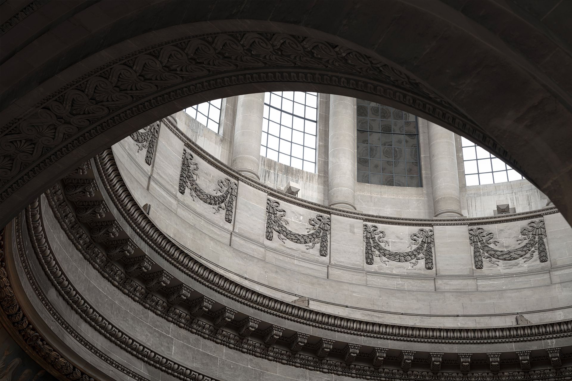 Amadeus HOLOPHONIX Stories Pantheon 2160px 2